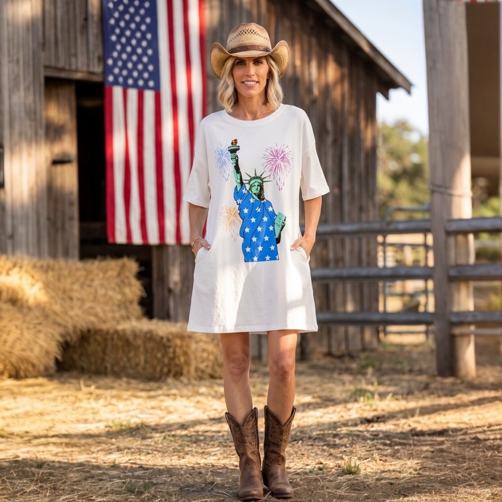 FANTASTIC FAWN patriotic Statue of Liberty oversized tunic dress size S M L